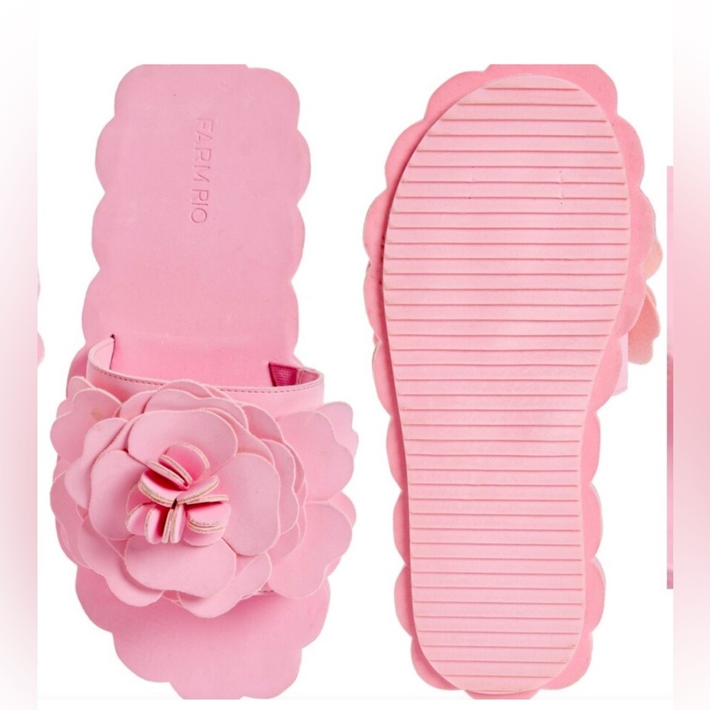 New never worn farm rio sandals